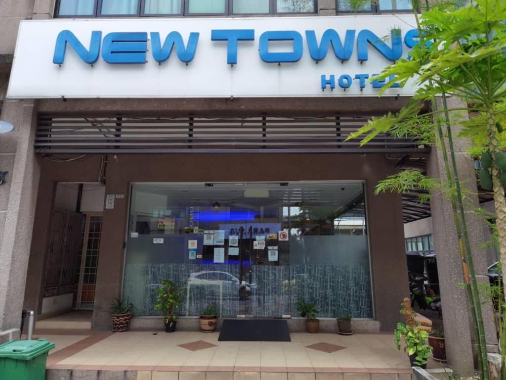 New Town Hotel Usj Sentral Subang Jaya Esterno foto