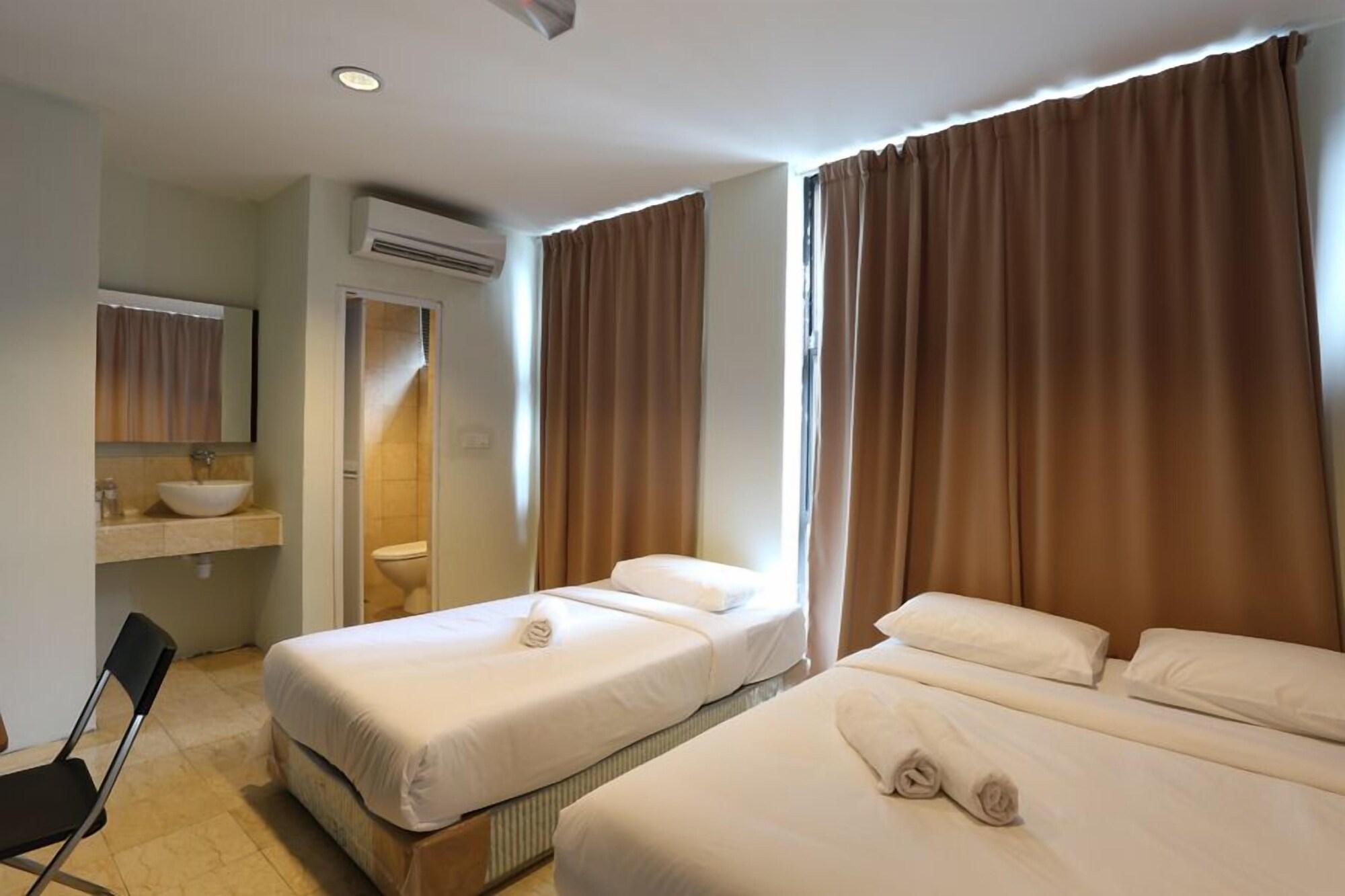 New Town Hotel Usj Sentral Subang Jaya Esterno foto