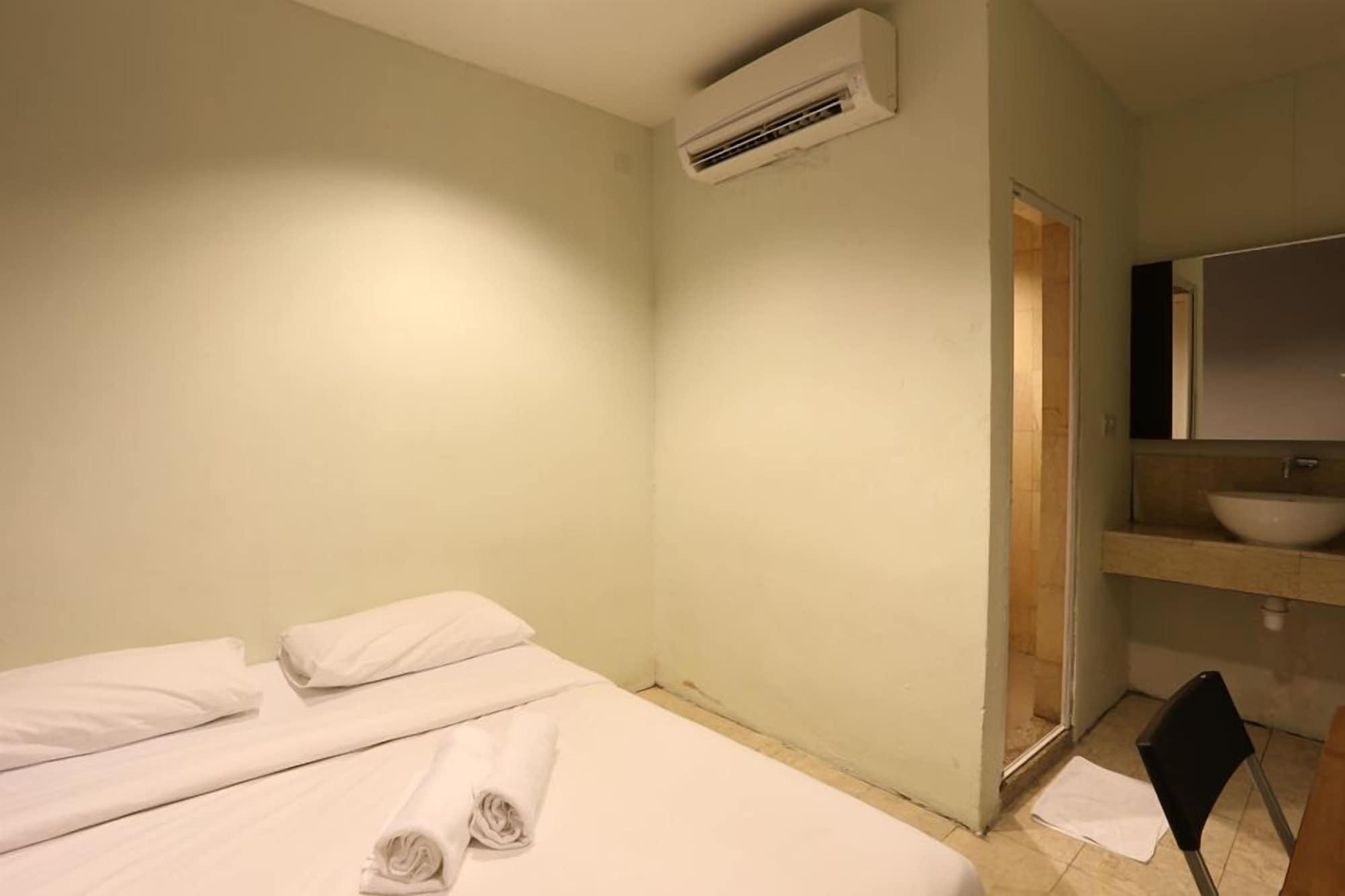New Town Hotel Usj Sentral Subang Jaya Esterno foto