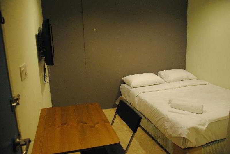 New Town Hotel Usj Sentral Subang Jaya Esterno foto